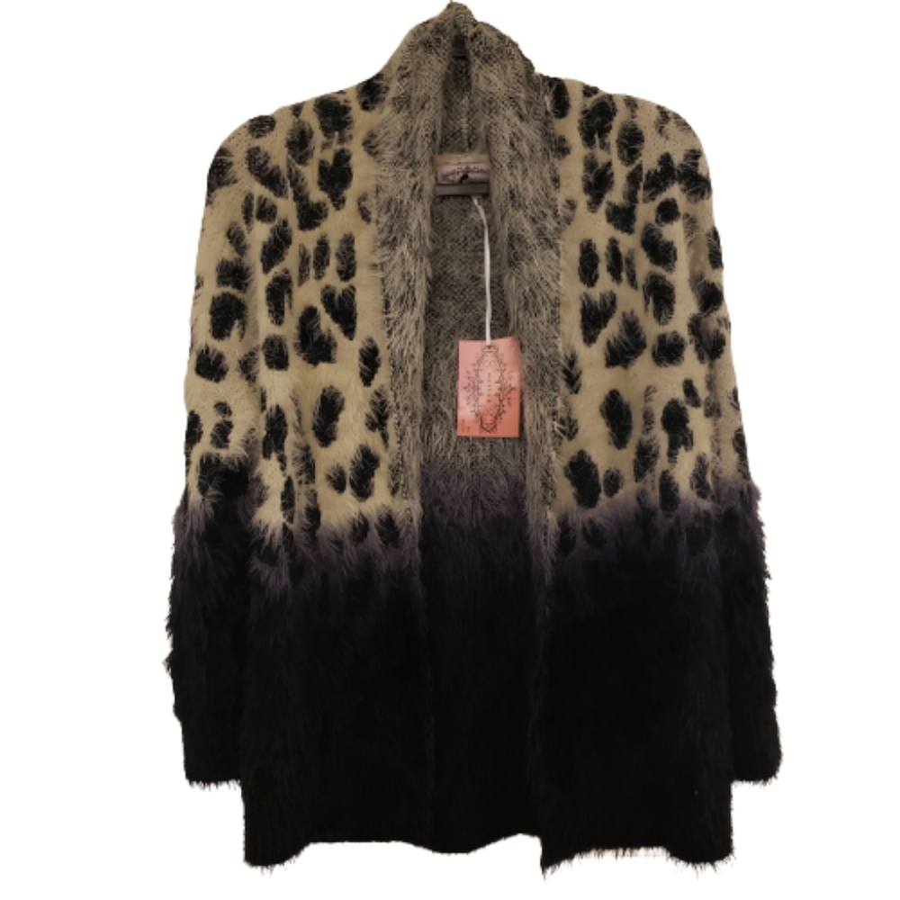 Cardigan | Oliver by esio | Open Front Eyelash